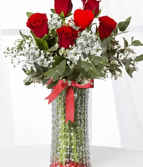 5 Kırmızı Gül & Kalp Çubuklu